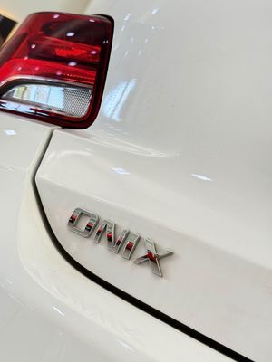 CHEVROLET ONIX 10MT HB — foto 10