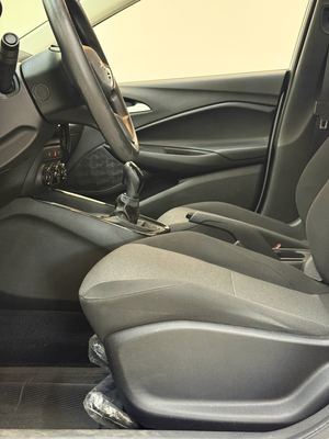 CHEVROLET ONIX 10MT HB — foto 17