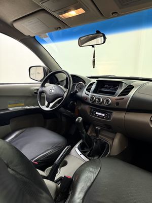 MITSUBISHI MITSUBISHI L200 TRITON 3.2 D — foto 14