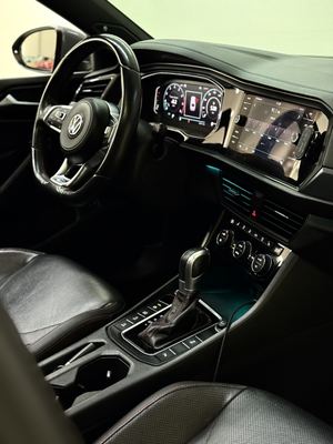 VOLKSWAGEN JETTA — foto 15